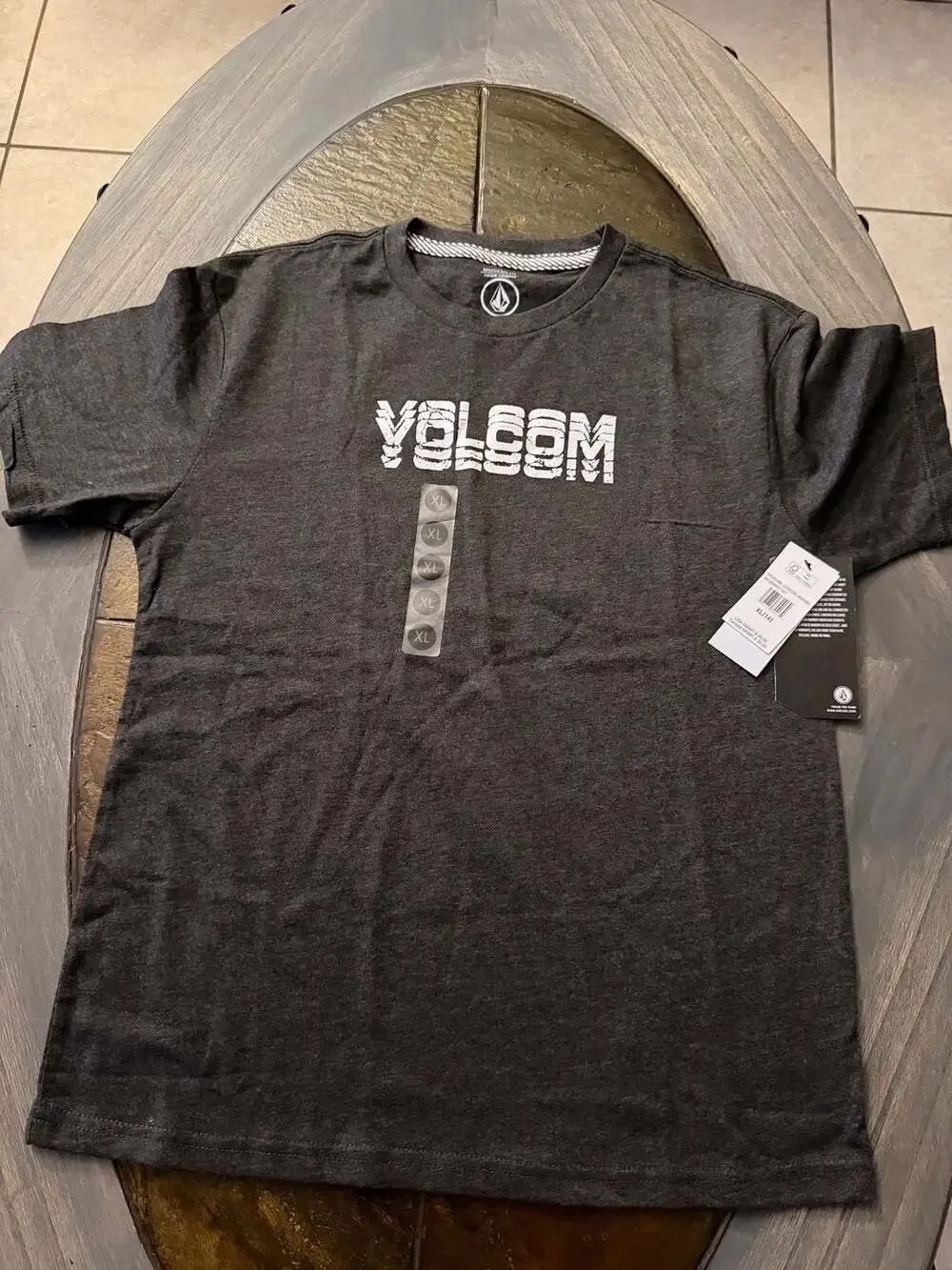 Volcom Chopped Edge Short Sleeve Charcoal Heather T-Shirt Men's XL NWT